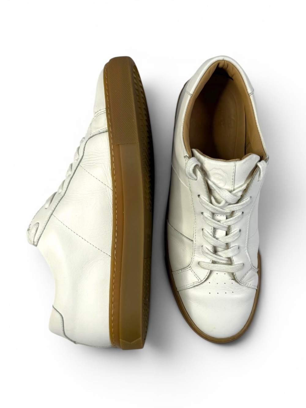 Greats White Leather Sneakers Gum Sole Men’s Size 9